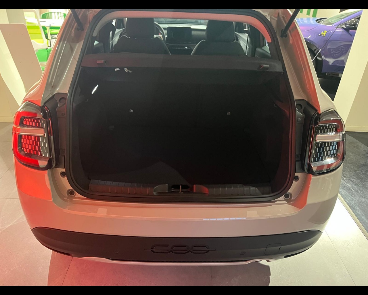 Foto FIAT 600 Hybrid Business 1.2 Hybrid110cv