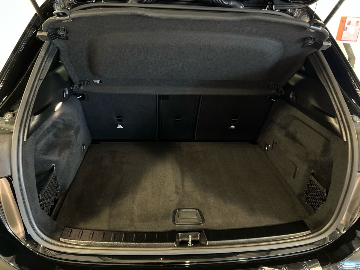 Mercedes GLA GLA 200 Premium 7G-DCT - 8