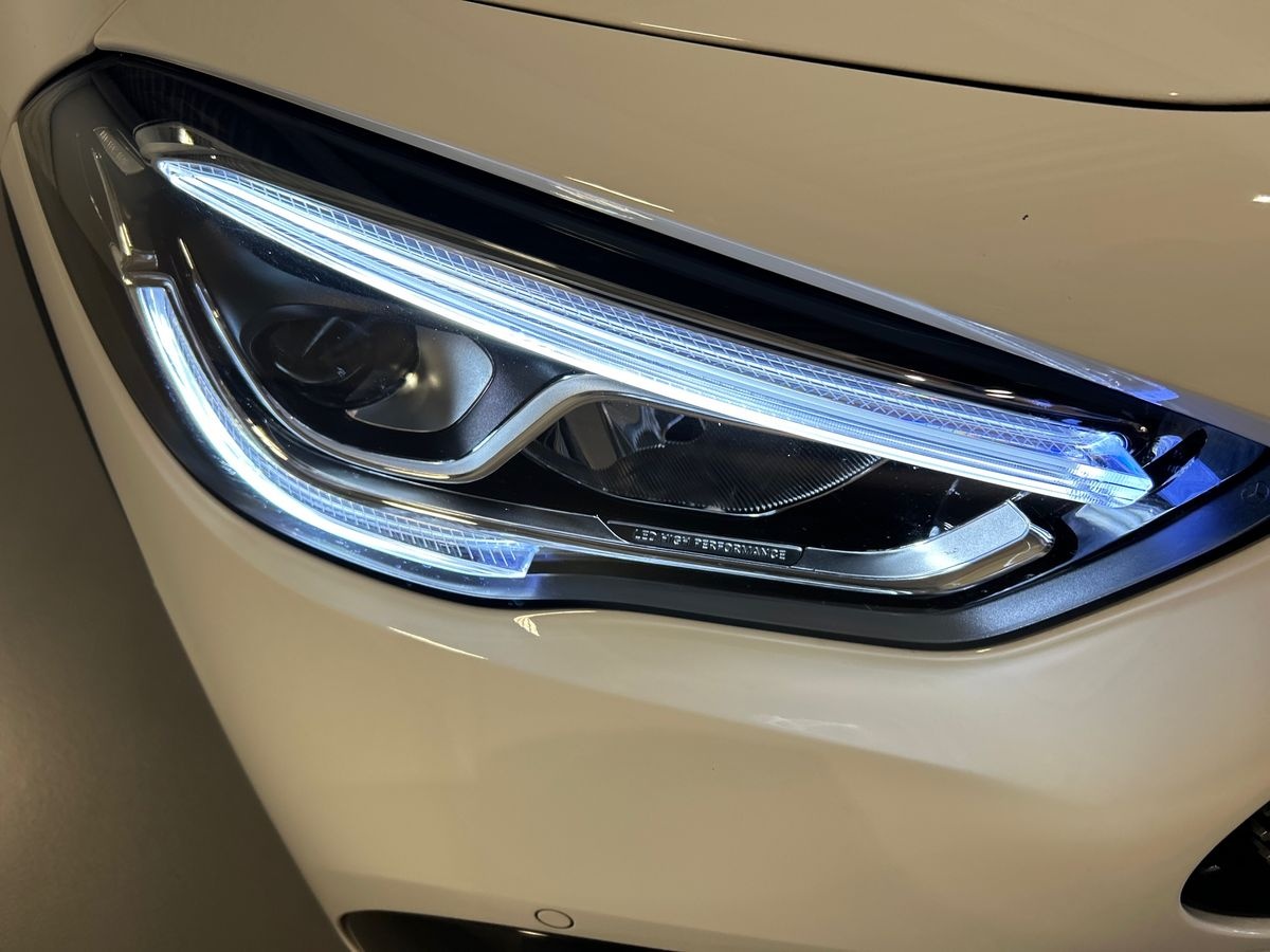 Mercedes GLA GLA 200 D Premium 8G-DCT - 7