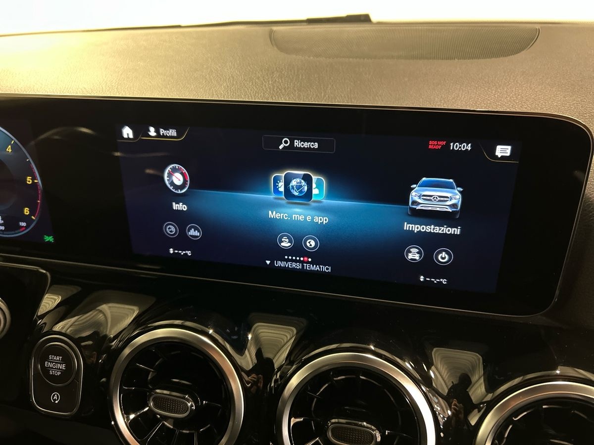 Mercedes GLA GLA 180 D Premium 8G-DCT - 12