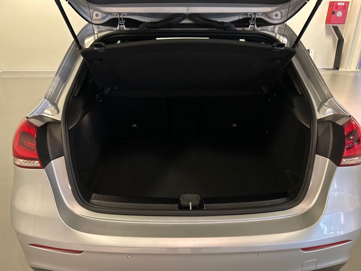 Mercedes Classe A Classe A 200 D Premium Night edition 8G-DCT - 8