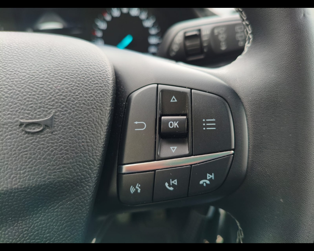 Foto FORD Puma 1.0 ecoboost h Titanium s&s 125cv