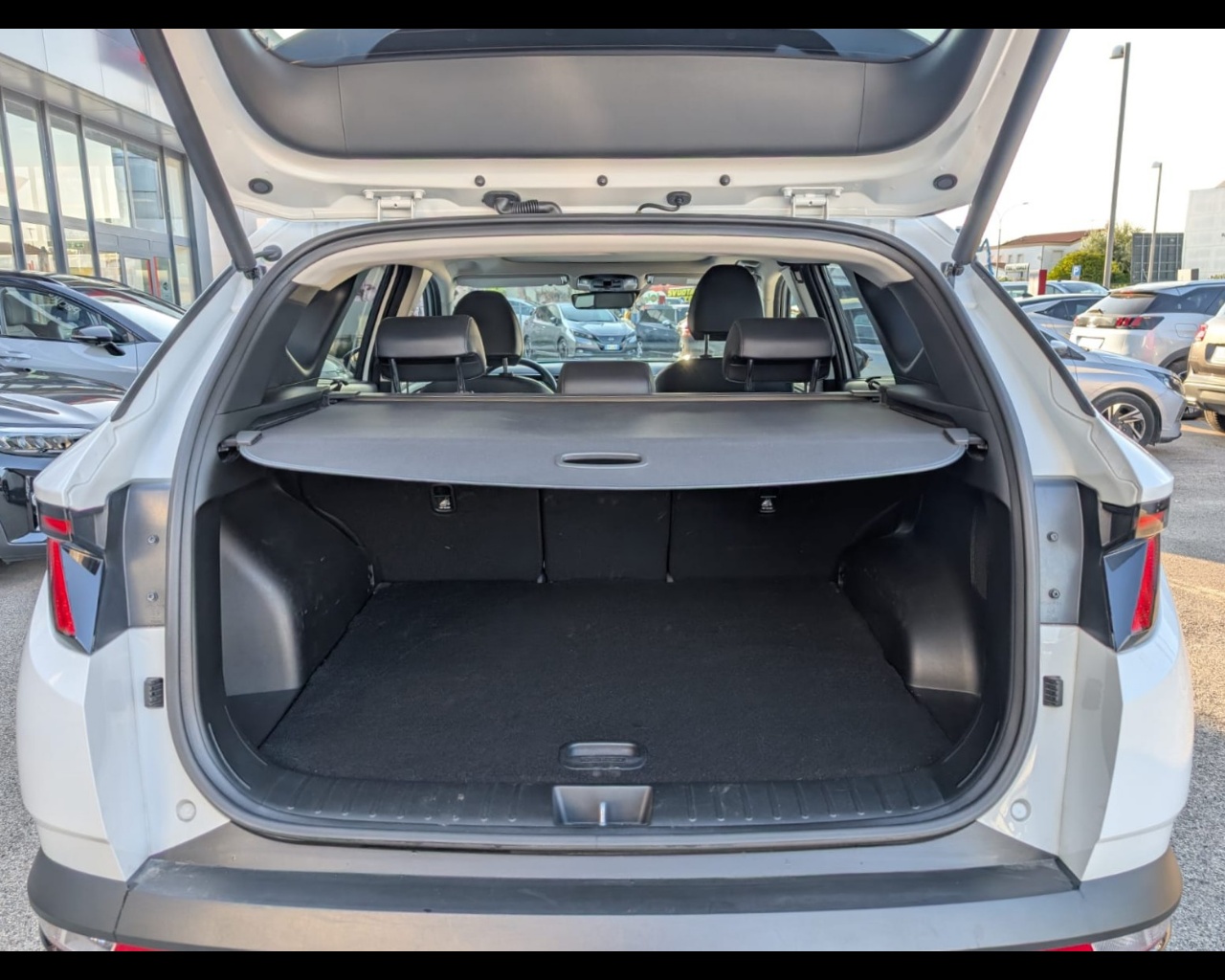 Foto HYUNDAI Tucson 1.6 hev Exellence Lounge Pack 2wd auto