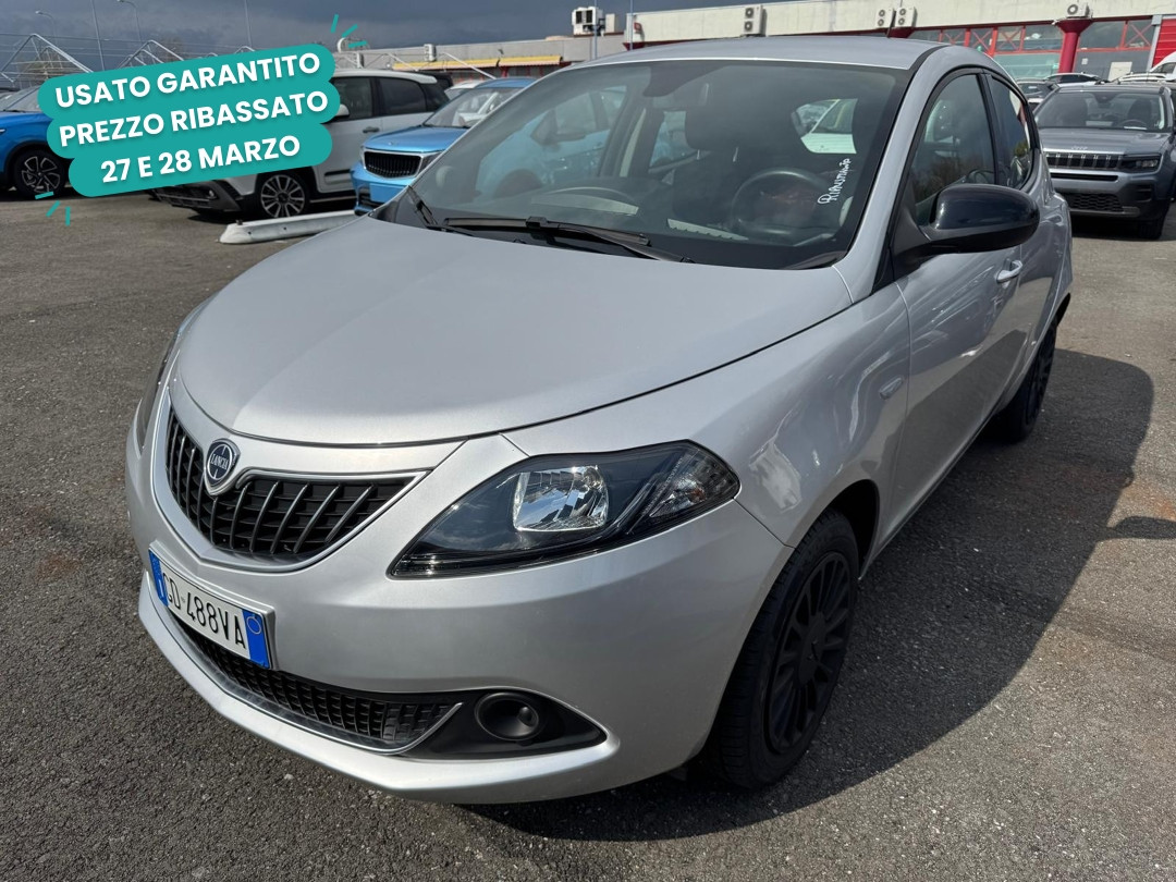 LANCIA Ypsilon Ypsilon 1.0 firefly hybrid Silver s&s 70c