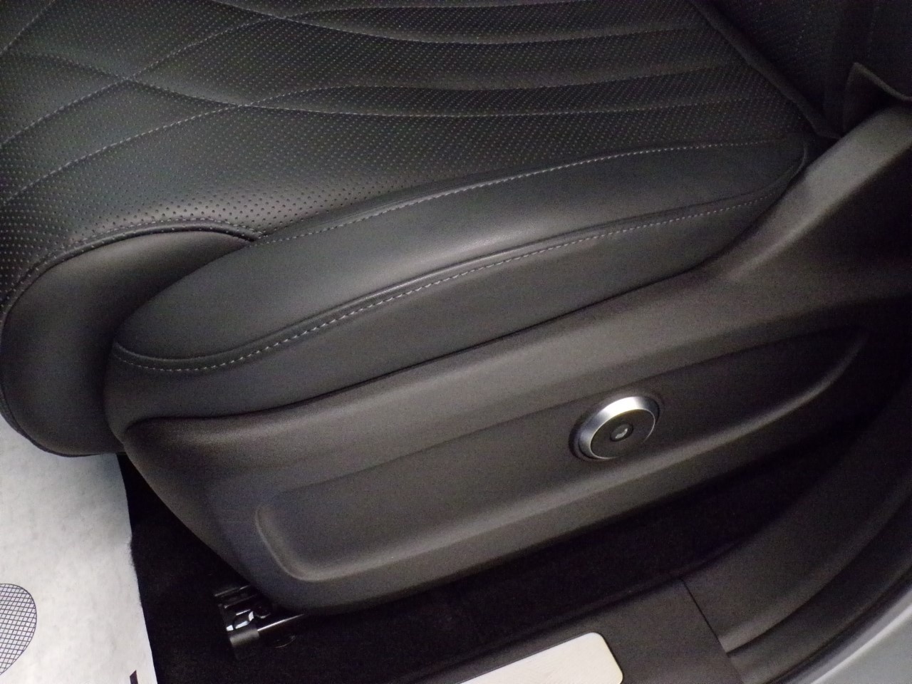 Omoda  Omoda 9 1.5 TGDi plug-in SHS Premium i-AWD DHT3 - 15