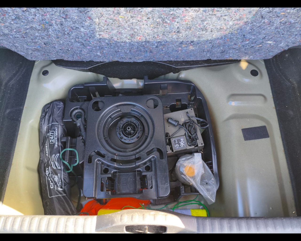 Foto CITROEN C3 1.5 bluehdi C-Series s&s 100cv 6m