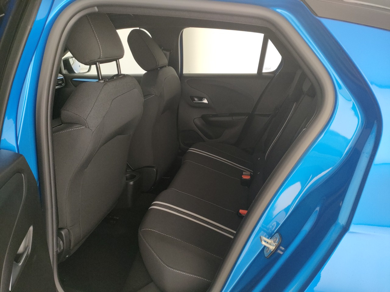 Opel Corsa Nuovo Ibrido benzina Corsa Porto Mantovano