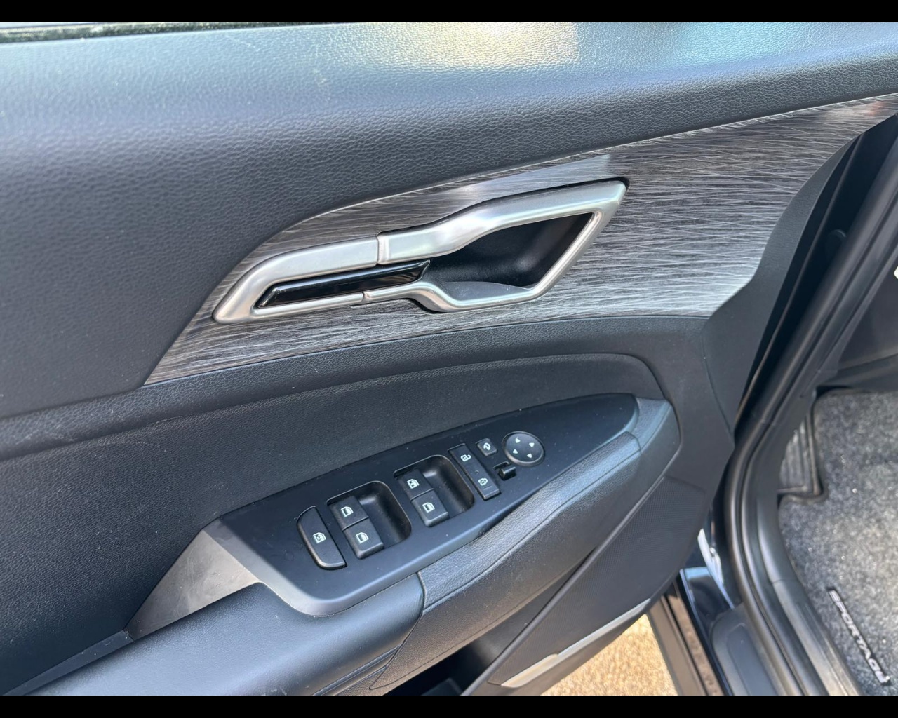 Foto KIA Sportage 1.6 crdi mhev Business dct