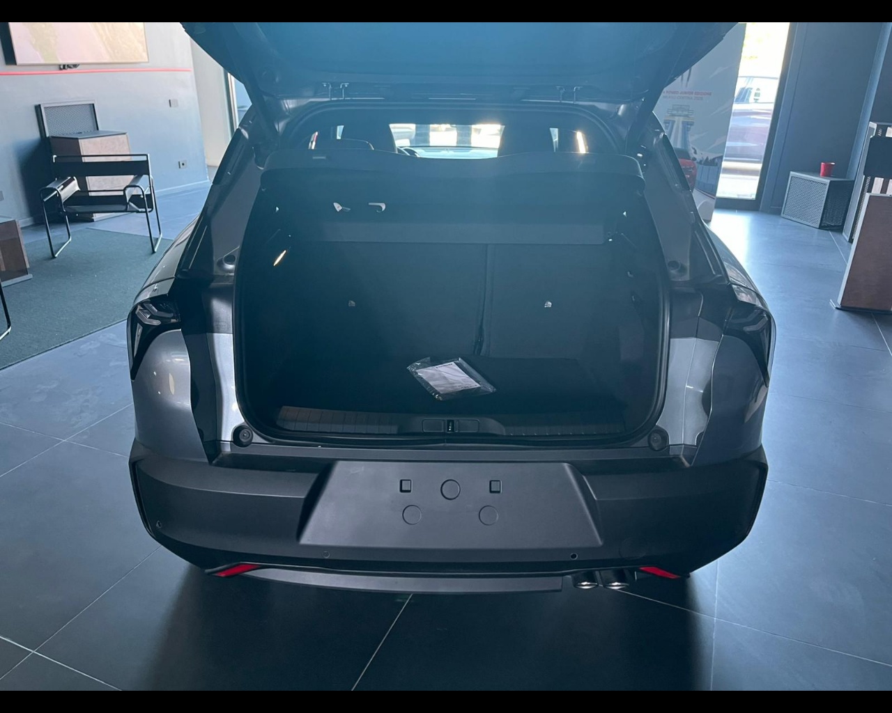 Foto ALFA ROMEO Junior Ibrida Ibrida 1.2 136cvHybrid Edct6