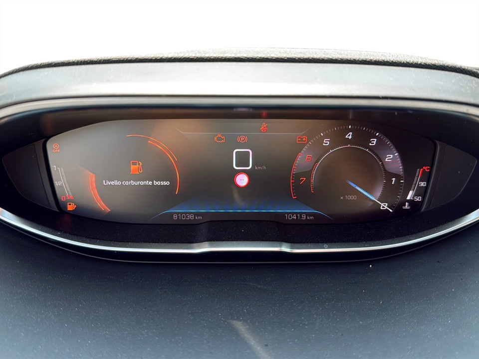 PEUGEOT 3008 1.2 puretech t Active Pack s&s 130cv Benzina usato - 8