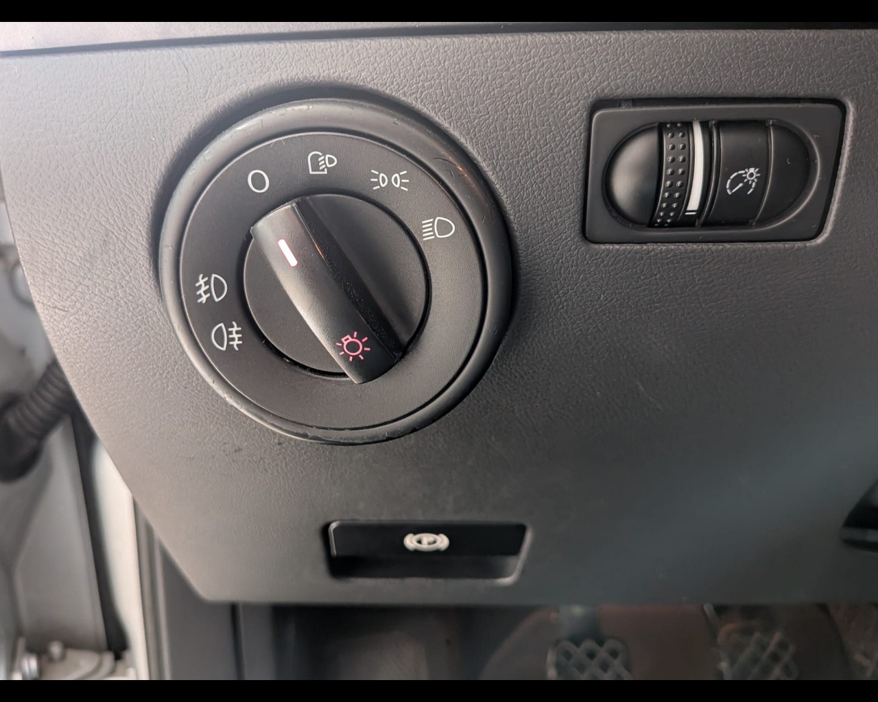 Foto VOLKSWAGEN Touareg 2.5 tdi R5 dpf FL