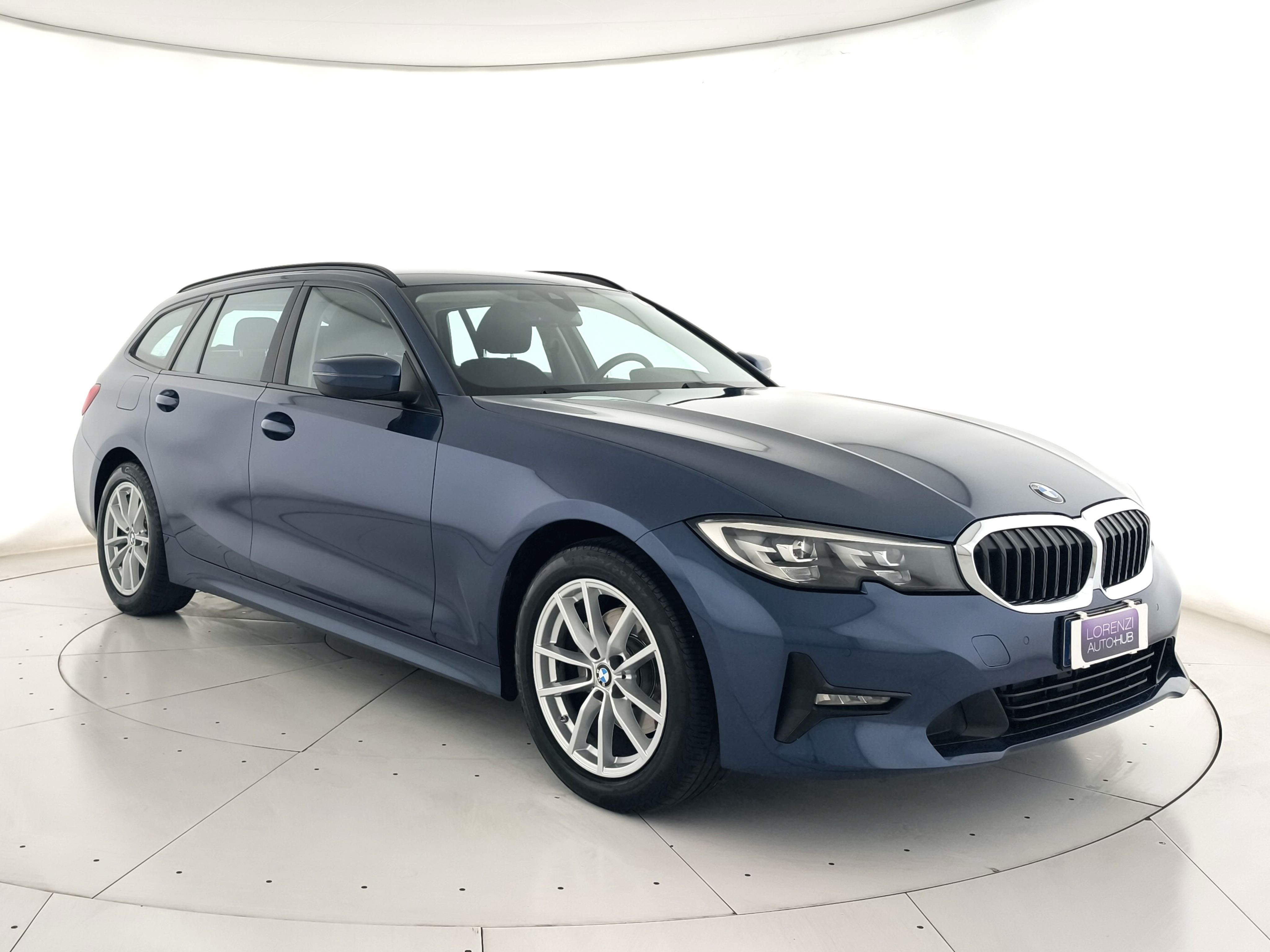 320d Touring mhev 48V xdrive Business Advantage auto