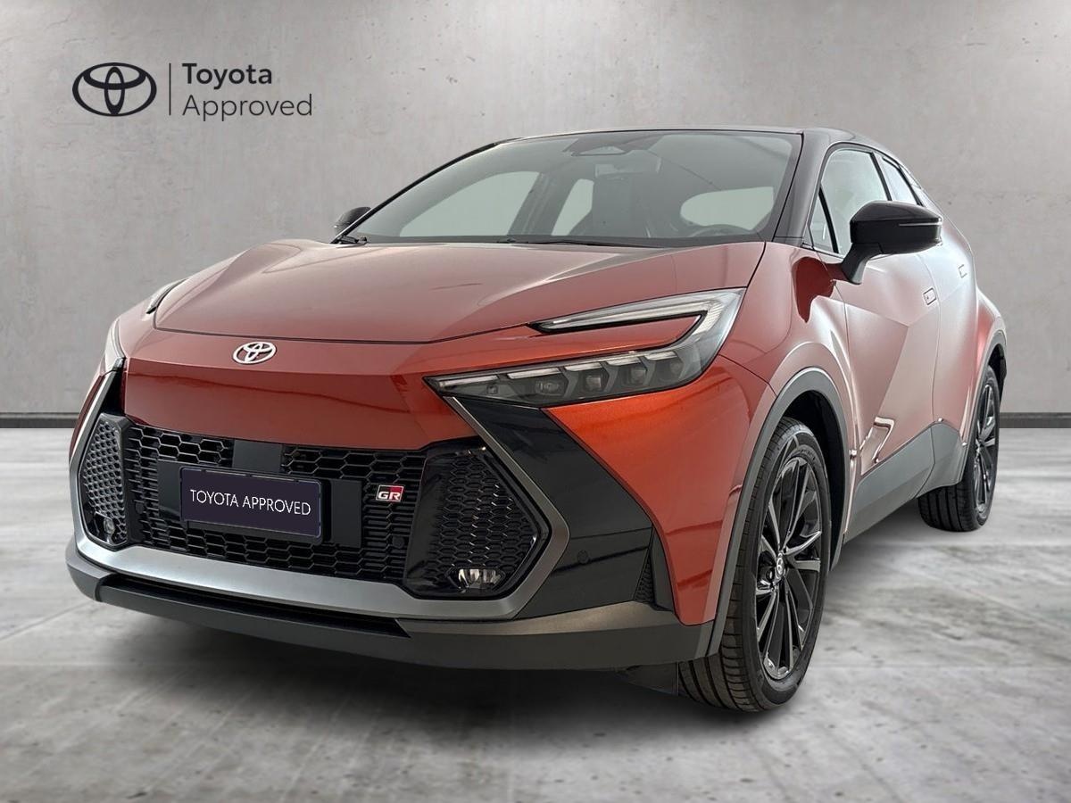 Foto veicolo TOYOTA C-HR II 2023 C-HR II 2023 - C-HR 2.0 phev GR Sport fwd e-cvt Ibrido benzina