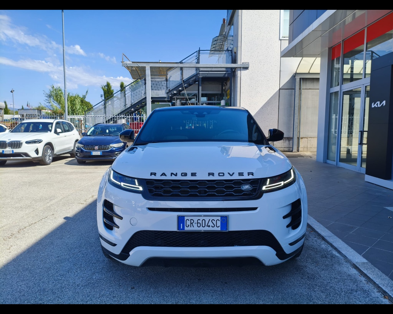 Foto LAND ROVER Range Rover Evoque 2.0d i4 mhev R-Dynamic S awd 150cv auto