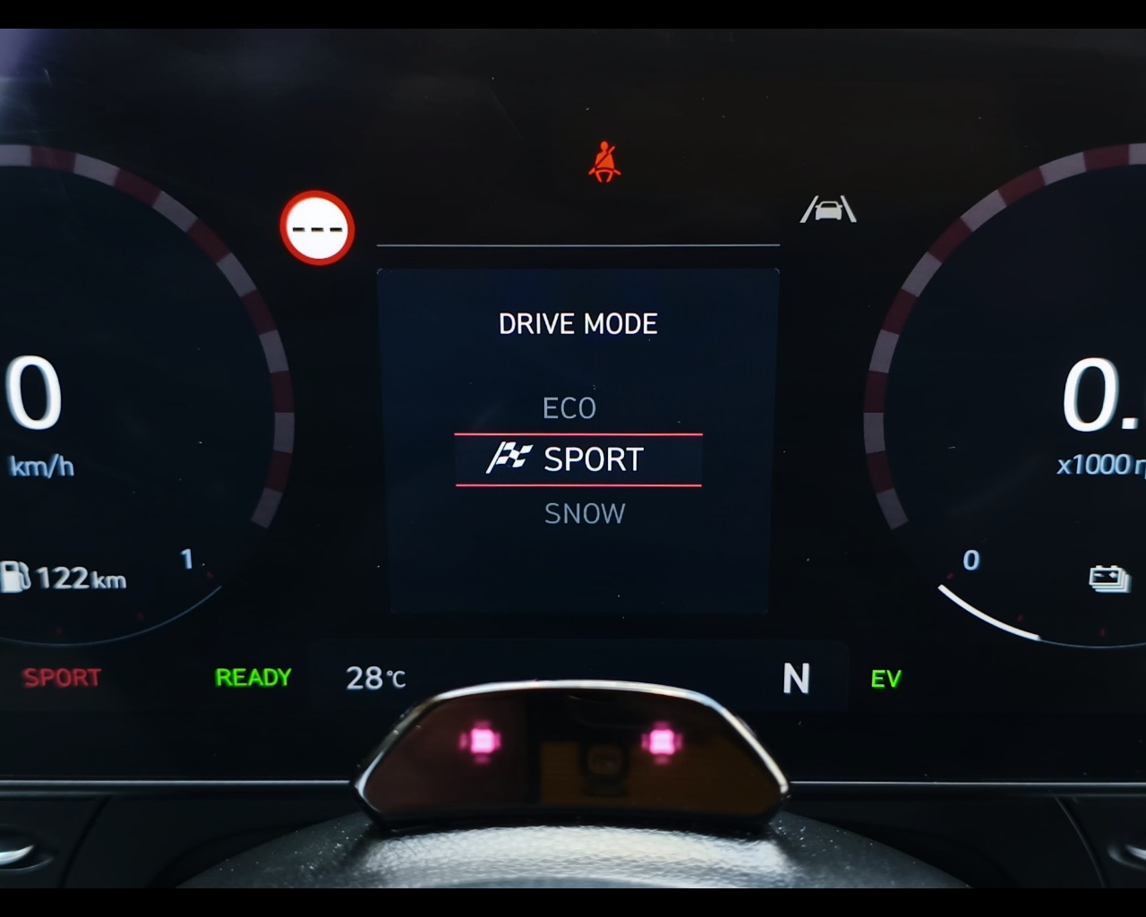 Foto HYUNDAI Kona 1.6 gdi hev X Line Tech Pack 2wd 141cv dct