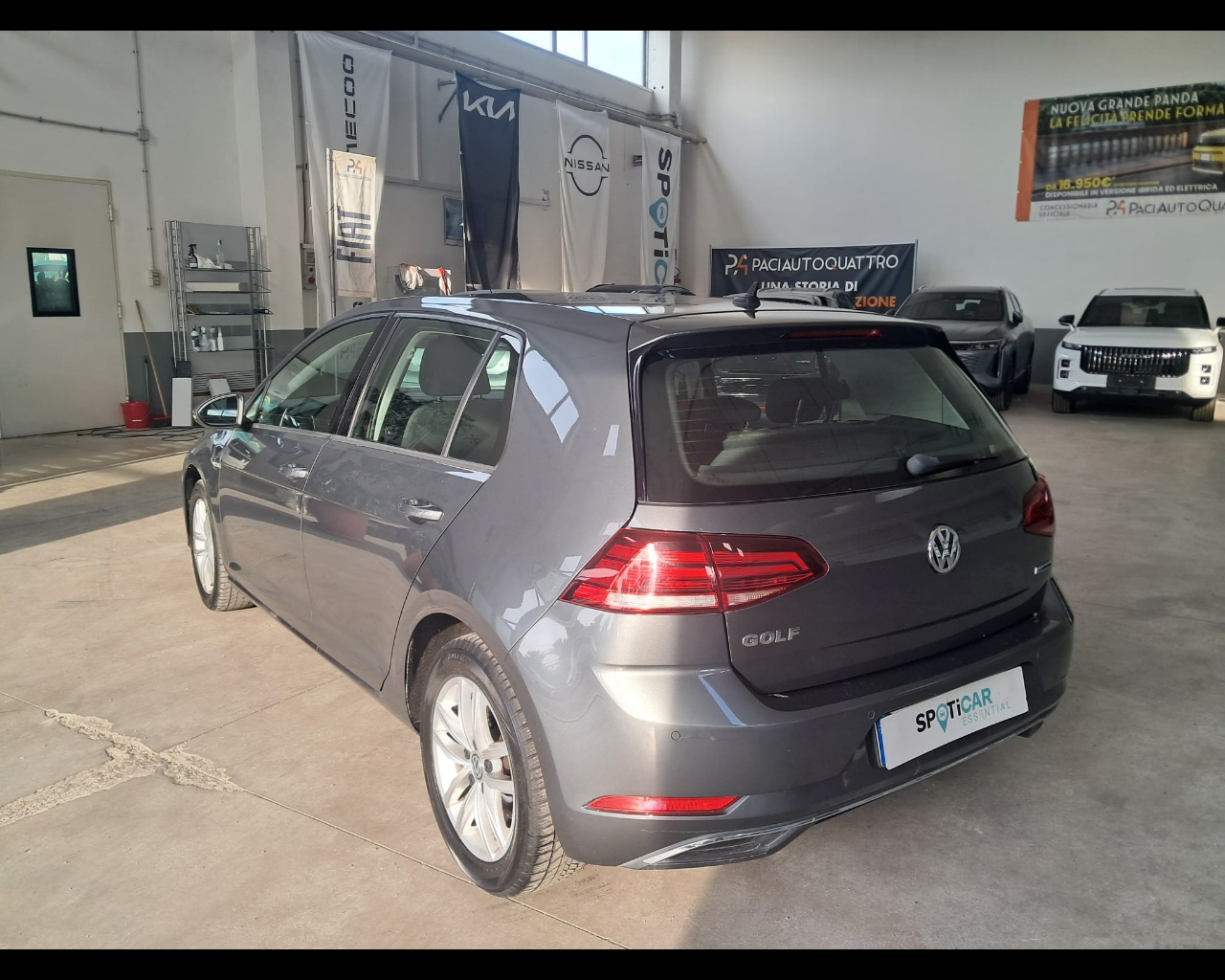 Foto VOLKSWAGEN Golf 5p 1.5 tgi Executive 130cv dsg