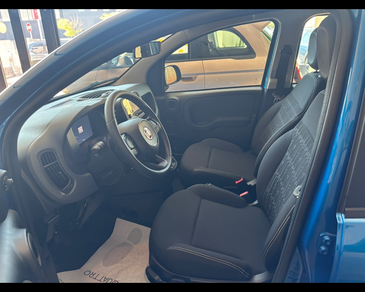 Foto FIAT Pandina 1.0 65cv Hybrid Icon