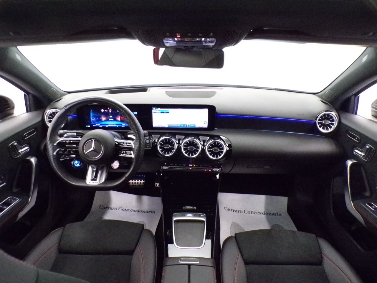 Mercedes-AMG Classe A AMG 35 AMG Line Premium 4Matic Speedshift DCT AMG 8G - 14