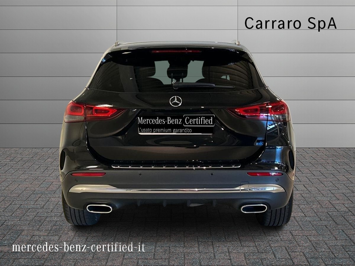 Mercedes GLA GLA 200 D Premium 4Matic 8G-DCT - 4