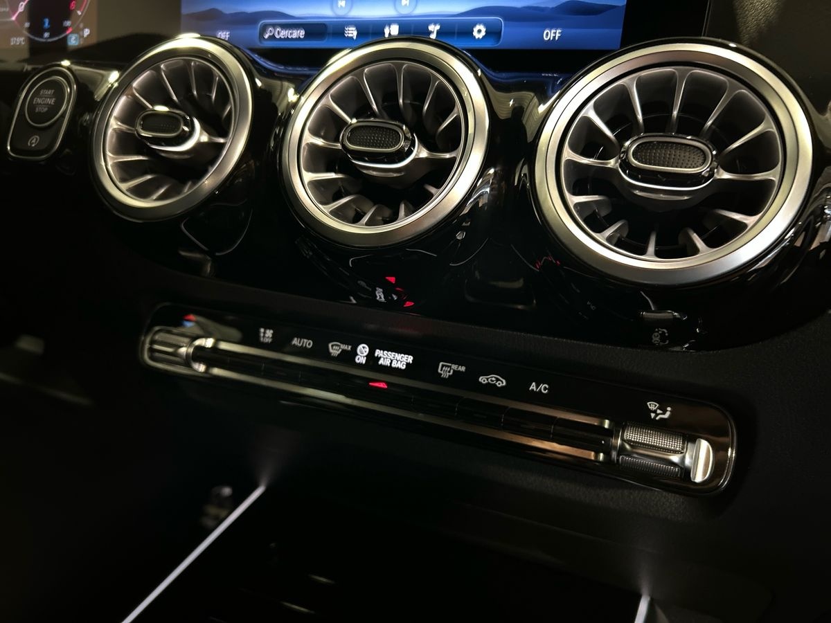 Mercedes GLA GLA 200 D AMG Line Advanced Plus 8G-DCT - 14