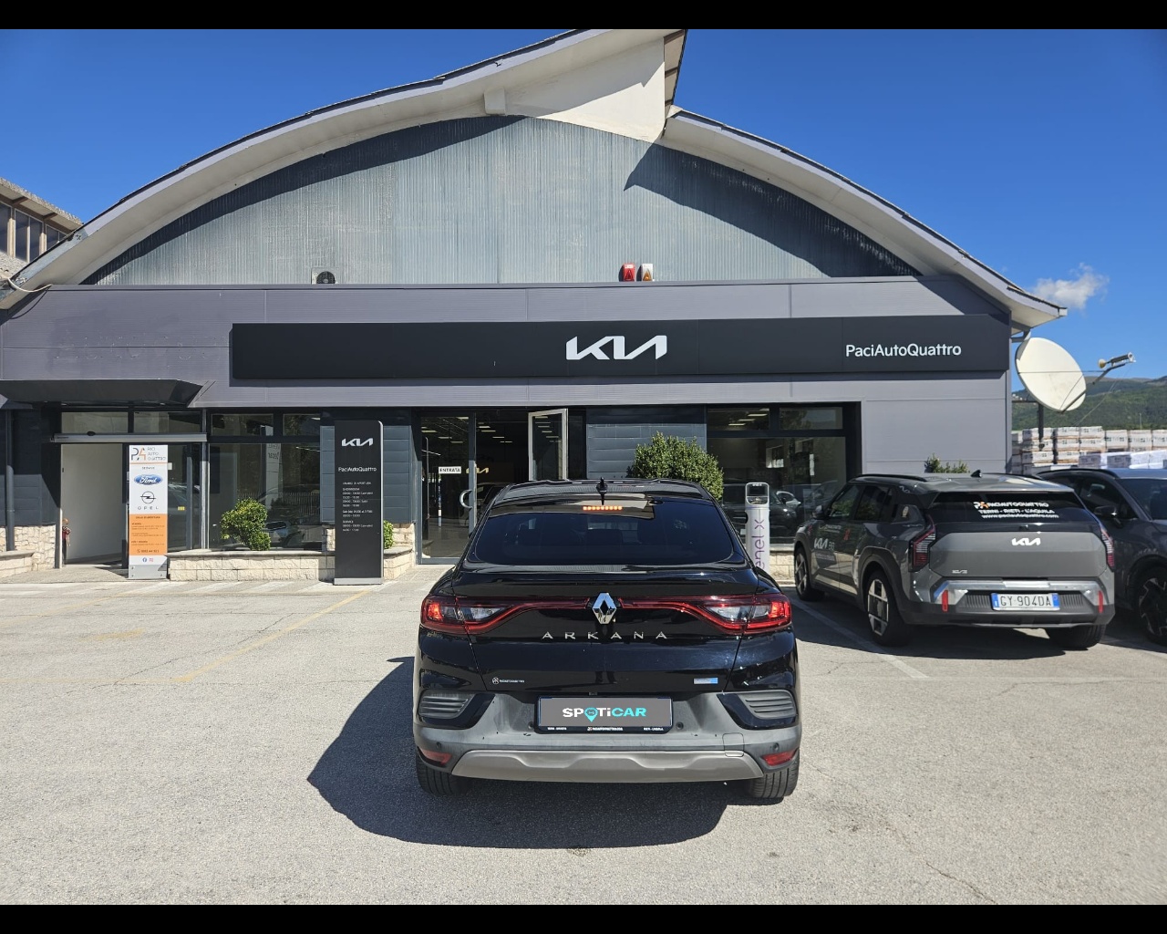 Foto RENAULT Arkana 1.6 E-Tech hybrid Intens 145cv