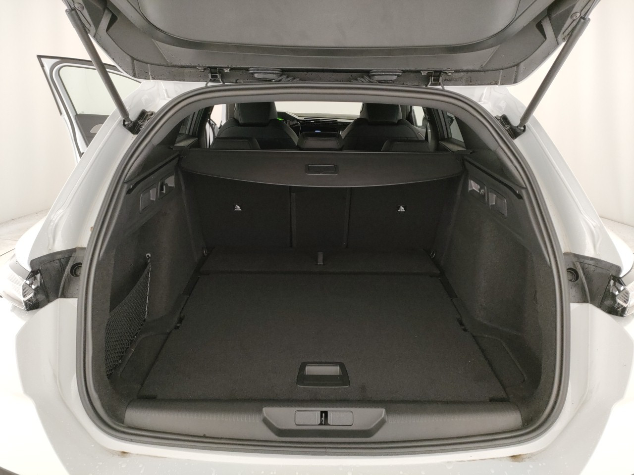 Peugeot 308 Nuovo Diesel 308 Porto Mantovano