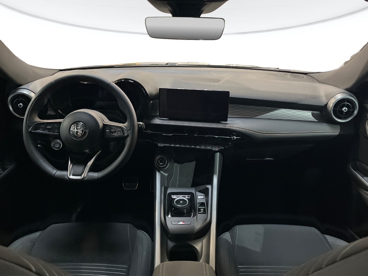 Alfa Romeo Tonale Nuovo Ibrido benzina Tonale Verona