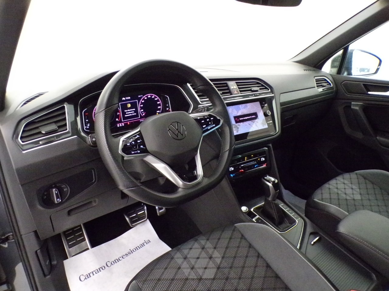 Volkswagen Tiguan Tiguan 1.5 TSI ACT 150cv R-Line DSG - 12