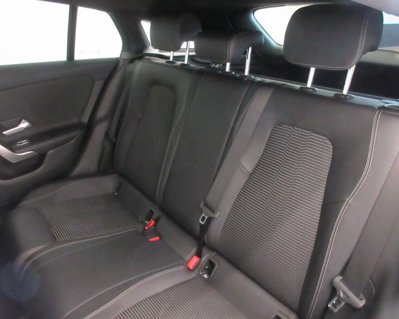 Mercedes CLA Shooting Brake CLA Shooting Brake 200 D Sport 8G-DCT - 13