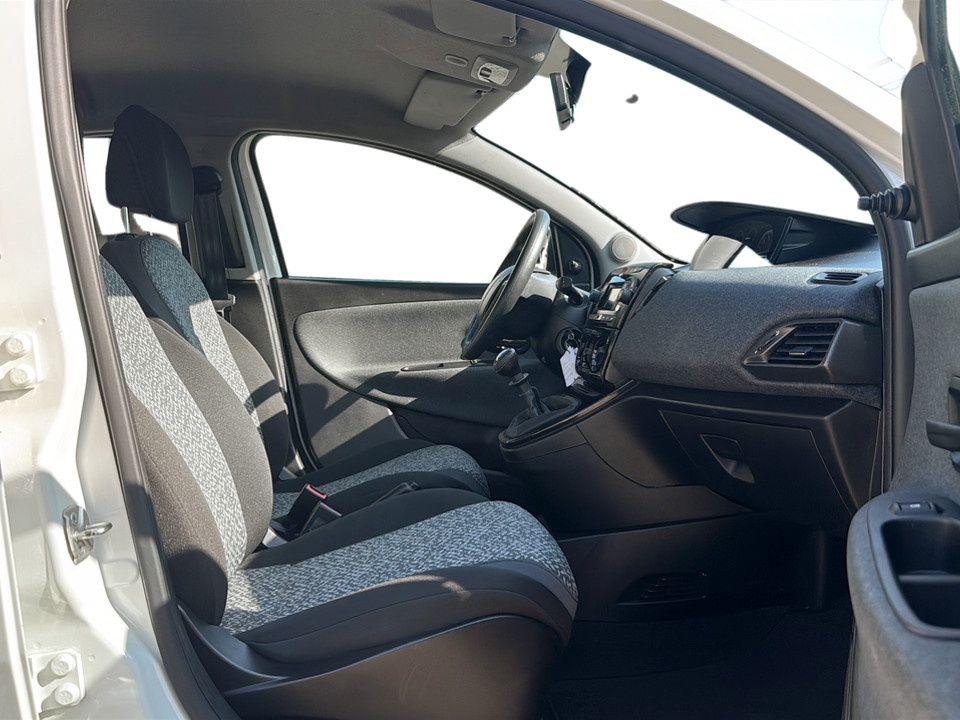 LANCIA Ypsilon 1.0 firefly hybrid Silver s&s 70cv Ibrida usato - 13