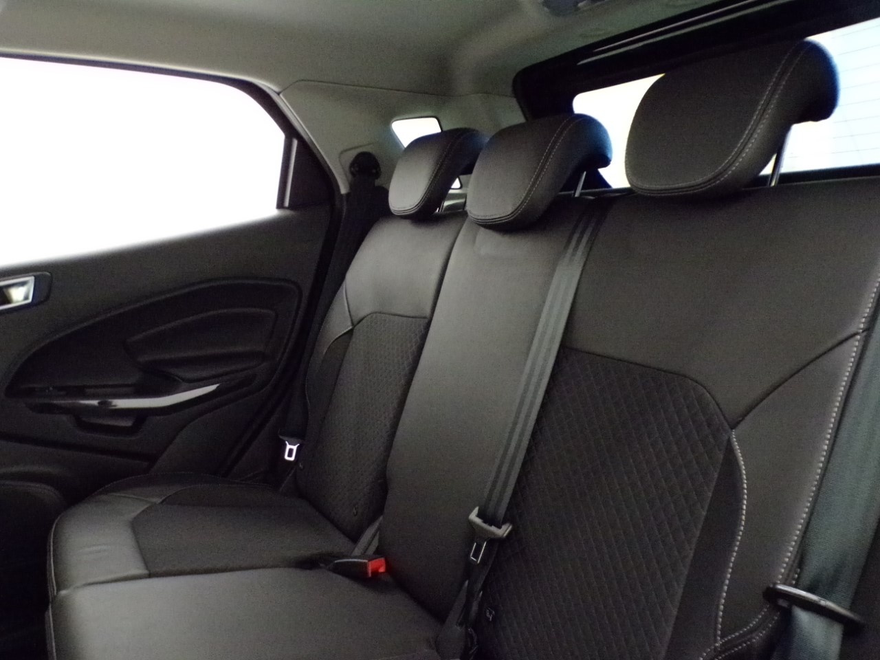 Ford EcoSport EcoSport 1.0 EcoBoost 125cv Titanium - 12