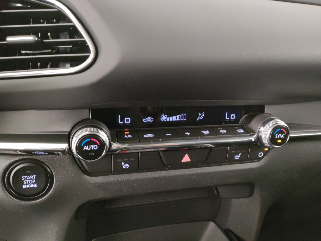 Mazda CX-30 Nuovo Ibrido benzina CX-30 Porto Mantovano