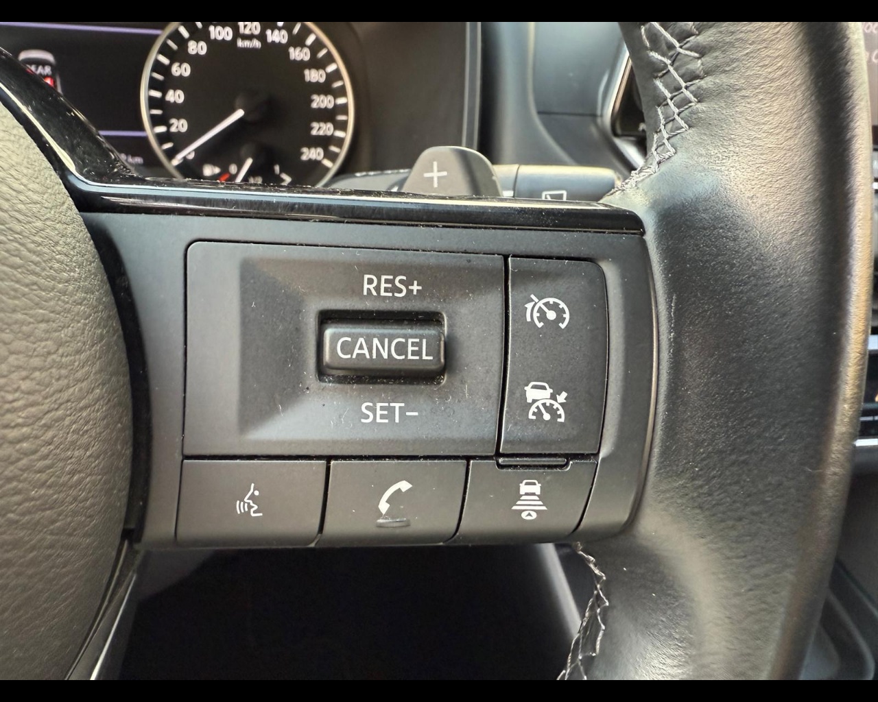 Foto NISSAN Qashqai 1.3 mhev Business 2wd 158cv xtronic