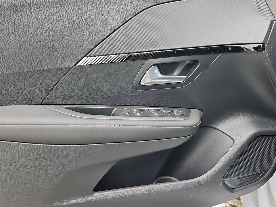 PEUGEOT 208 5P – ALLURE PureTech 100 S&S Benzina km0 - 7