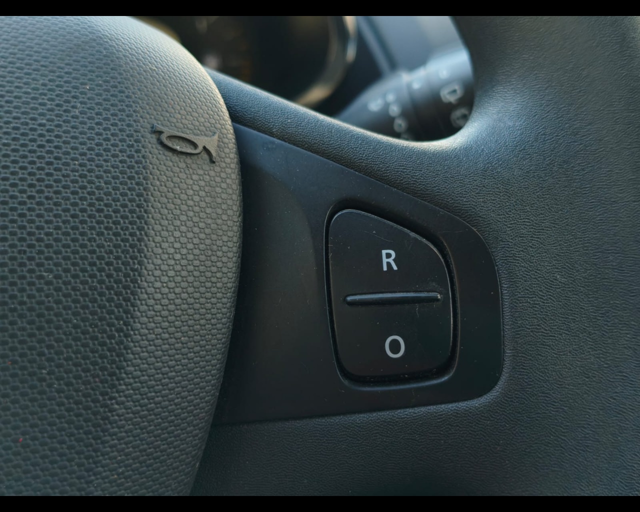 Foto RENAULT Clio 5p 1.2 Wave Gpl 75cv