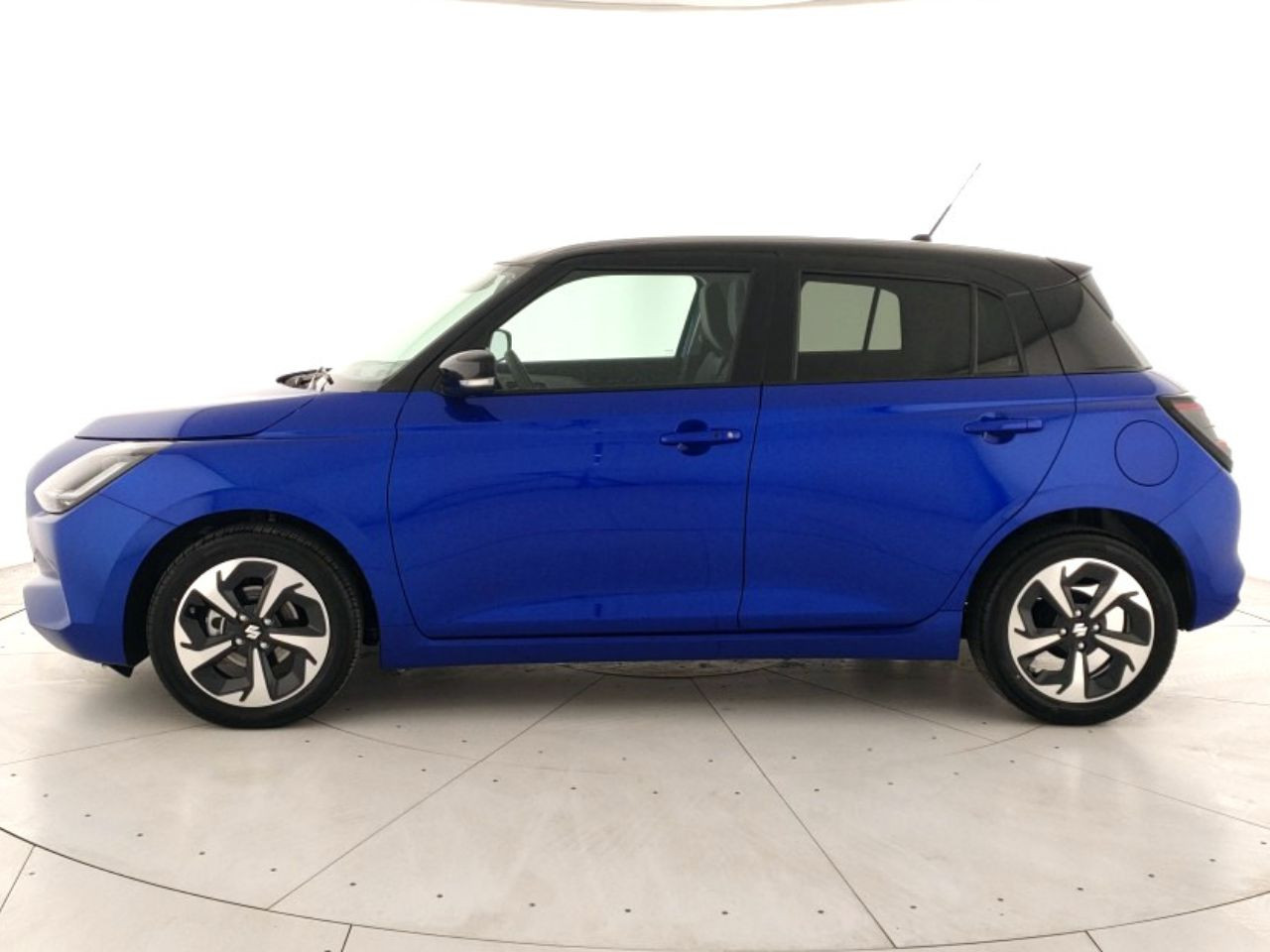 Suzuki Swift Nuovo Ibrido benzina Swift Porto Mantovano