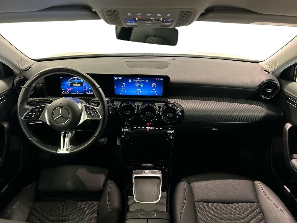 Mercedes  A 180 d Advanced auto - 9