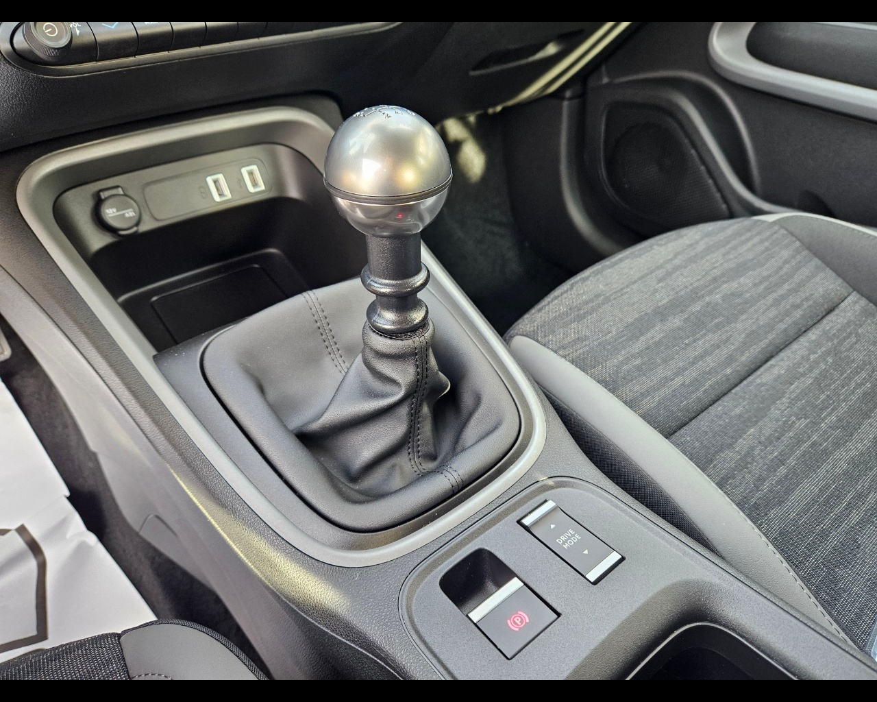 JEEP Avenger Benzina Longitude 1.2 100cv Benzina Aziendale - 8