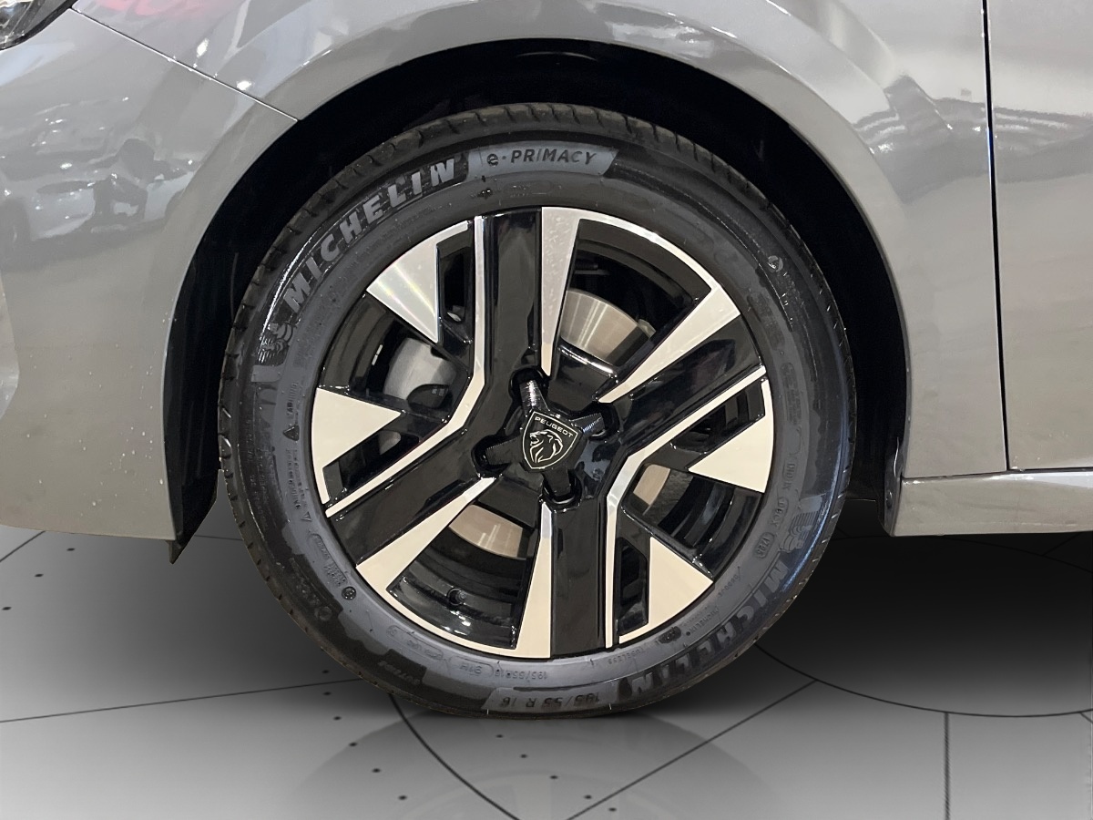 Peugeot 208 Nuovo Benzina 208 Verona