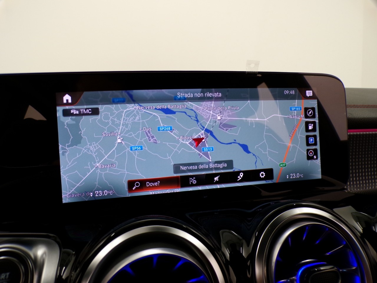 Mercedes  EQB 250 Premium - 20