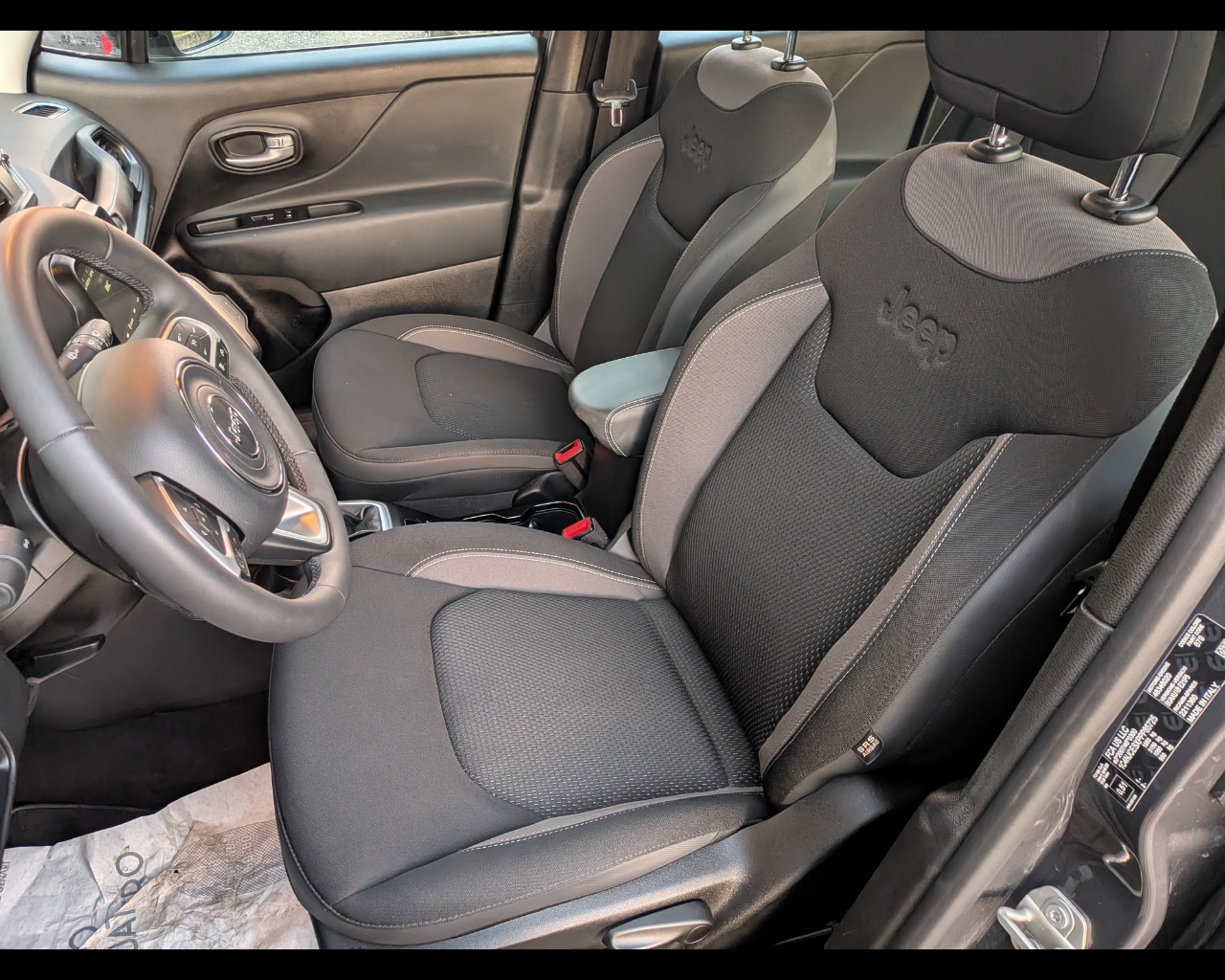 Foto JEEP Renegade 1.6 mjt Limited 2wd 130cv