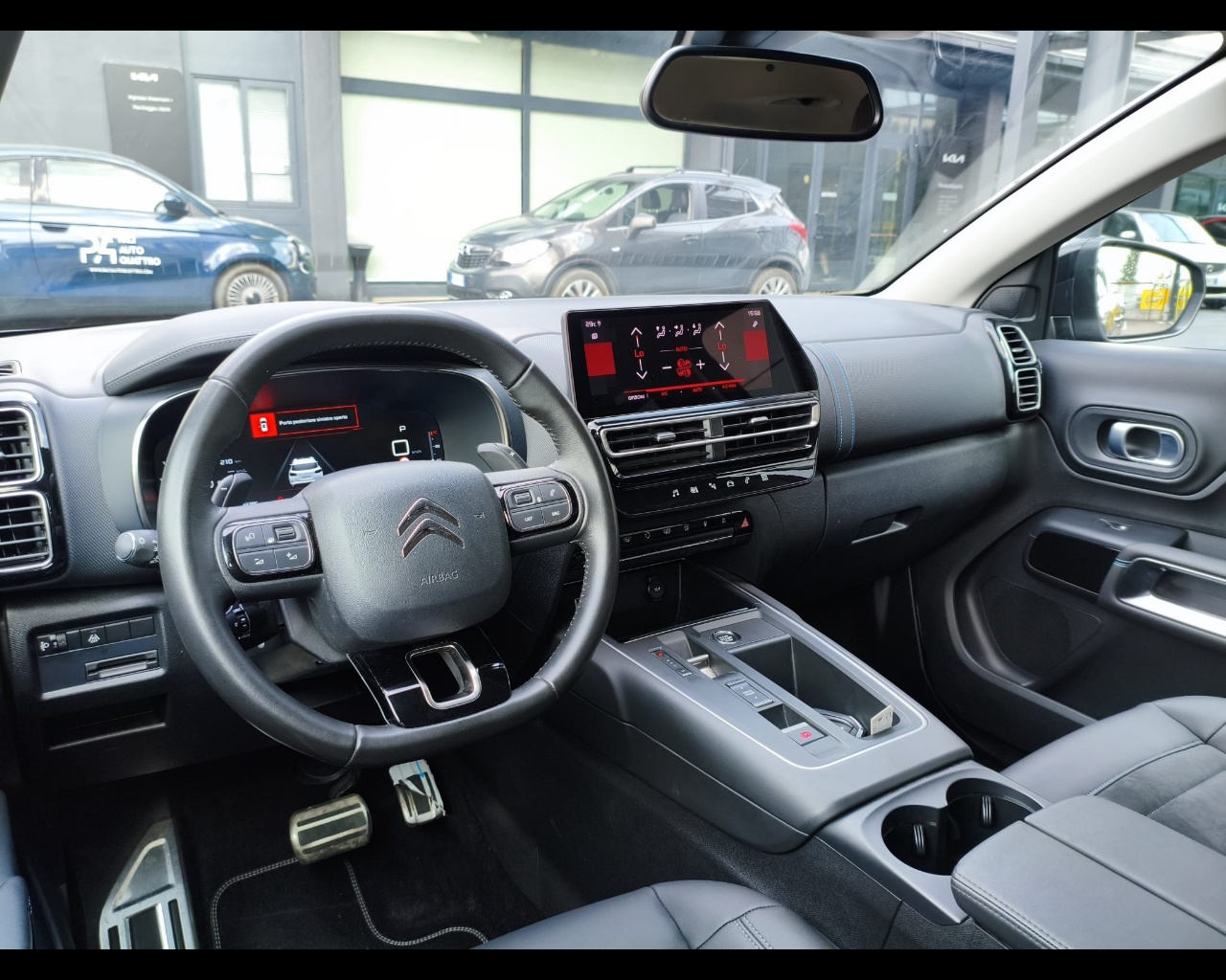 Foto CITROEN C5 Aircross 1.5 bluehdi Shine Pack s&s 130cv eat8