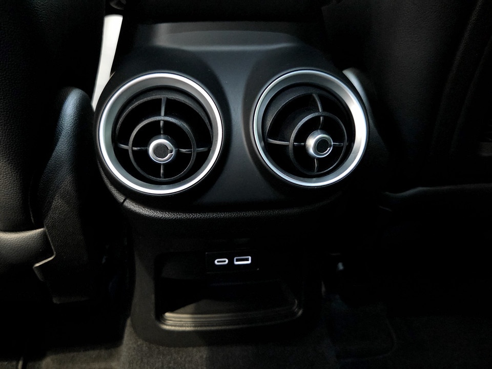 ALFA ROMEO Stelvio 2.2 t Veloce Q4 210cv auto Diesel usato - 17