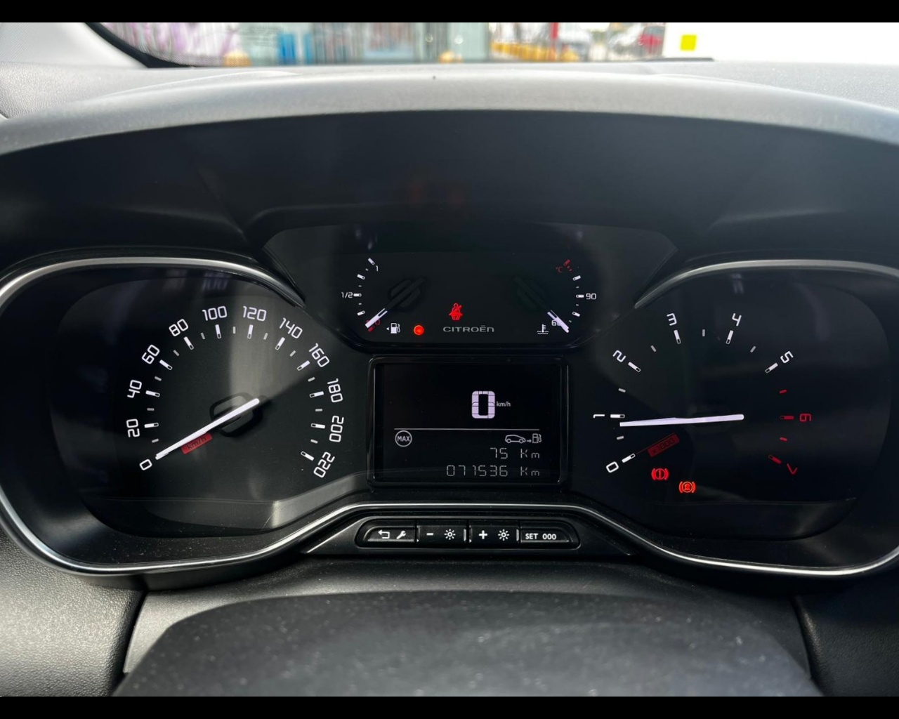 Foto CITROEN C3 Aircross 1.5 bluehdi Shine Pack s&s 110cv