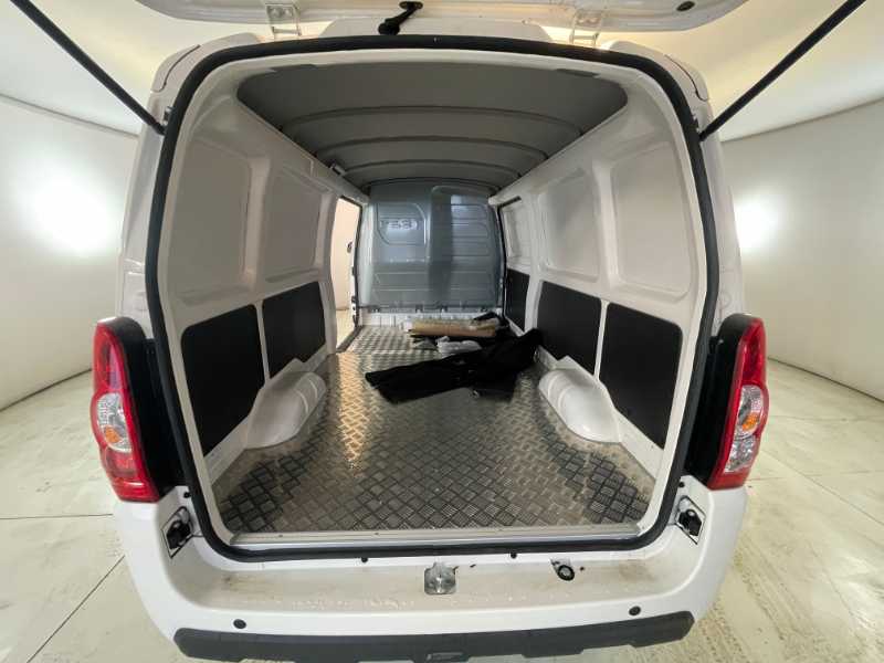 E-box M