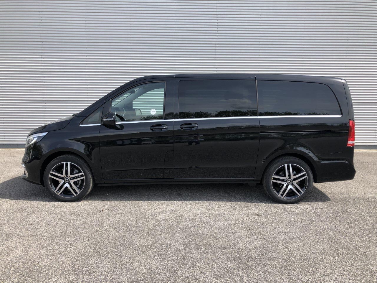 Mercedes Classe V 250 d Premium Long Nuovo, Diesel, 52.900 €, Nero ossidania Carraro Mercedes Classe V 250 d Premium Long Nuovo, Diesel, 52.900 €, Nero ossidania Carraro