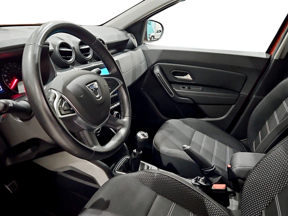 DACIA Duster 1.0 tce Prestige Gpl 4×2 100cv GPL Usato - 5