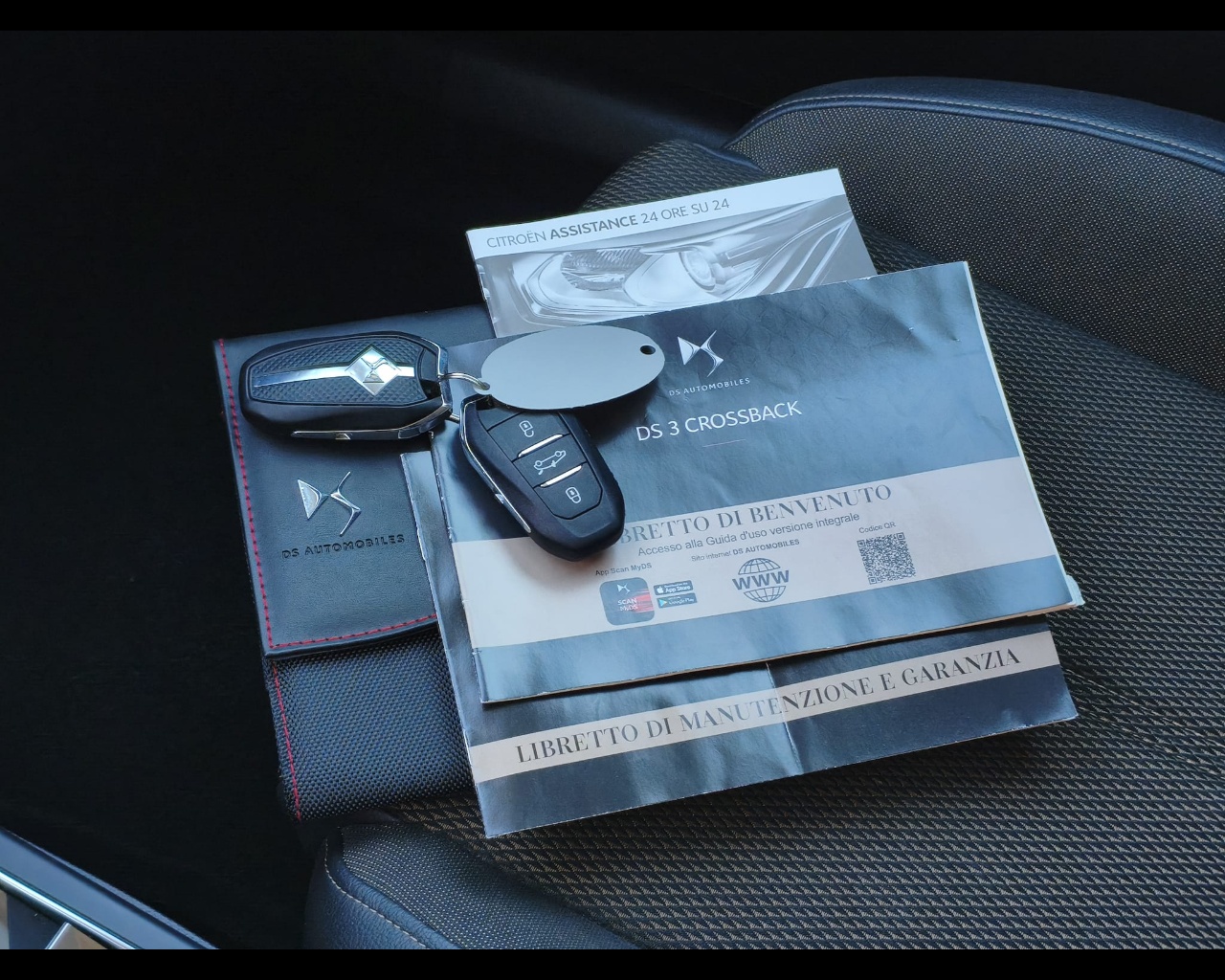 Foto DS DS3 Crossback 1.5 bluehdi So Chic 100cv