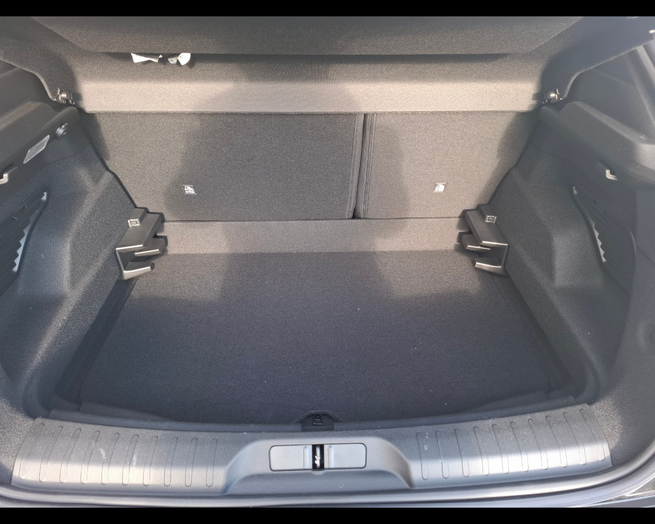 ALFA ROMEO Junior Ibrida My25 Ibrida 1.2145cv Hybrid Edct6 Ibrido benzina Aziendale - 15