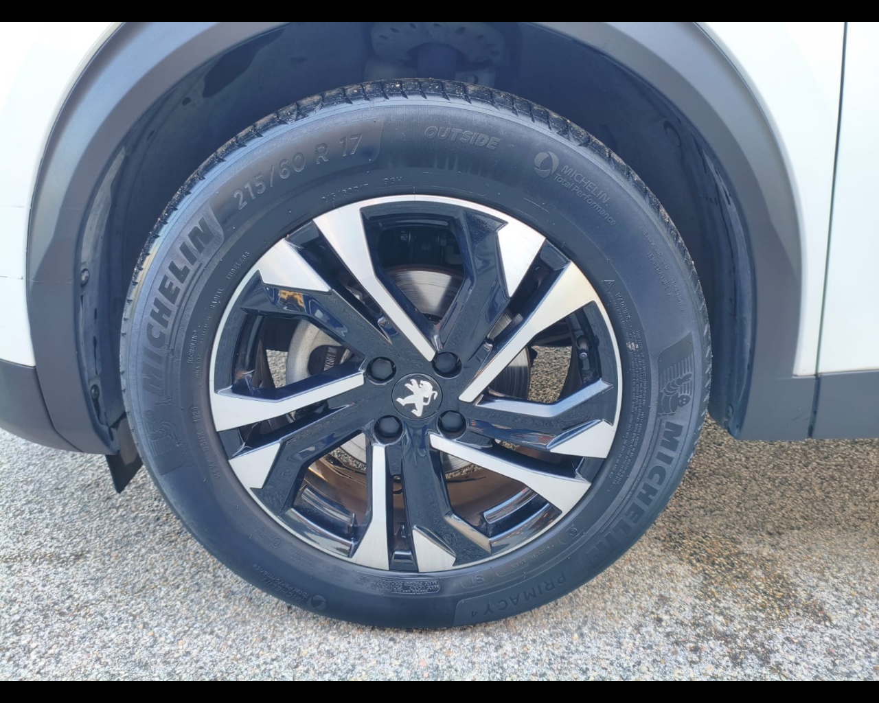 Foto PEUGEOT 2008 1.2 puretech Allure Pack s&s 100cv